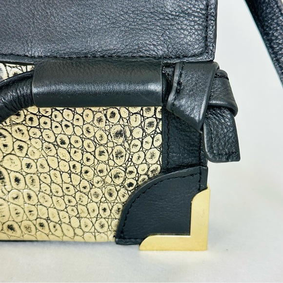 FOLEY & CORINNA Crossbody/Clutch bag Y2K Gold Embossed Croc and Black Purse - Picture 4 of 16